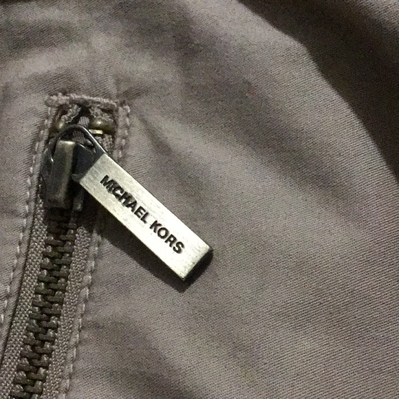 Michael Kors Mid Rise Khaki Chino Ankle Pants - Picture 5 of 6